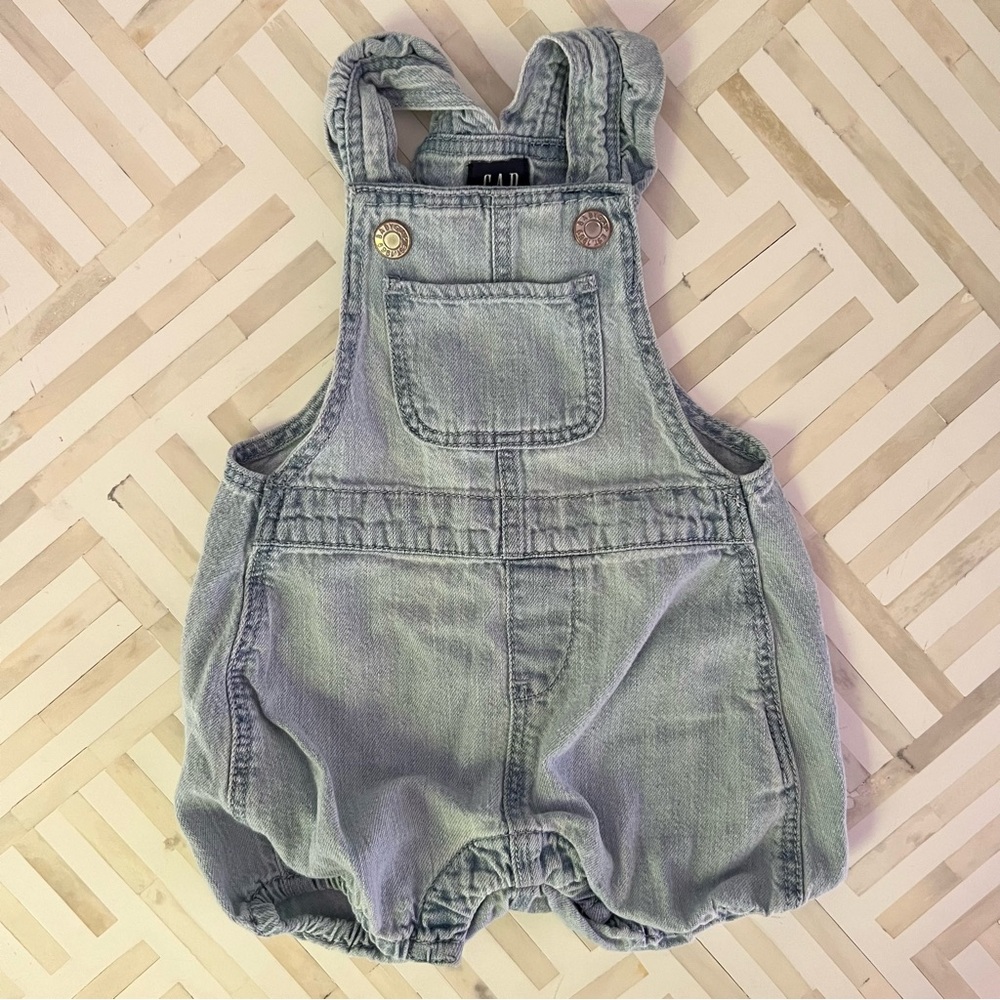 GAP Baby Ruffle Denim Shortalls, 0-3mo - NWOT